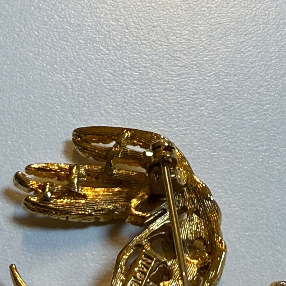 Napier Vintage Gold Tone Hummingbird Brooch Rhinestone Accent Bird Hallmarked - Picture 4 of 6